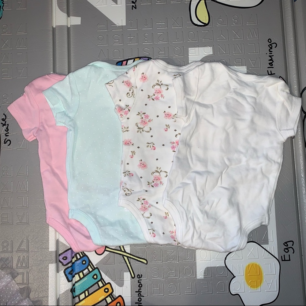 Little Me, Size Newborn Bodysuits - Picture 2 of 3